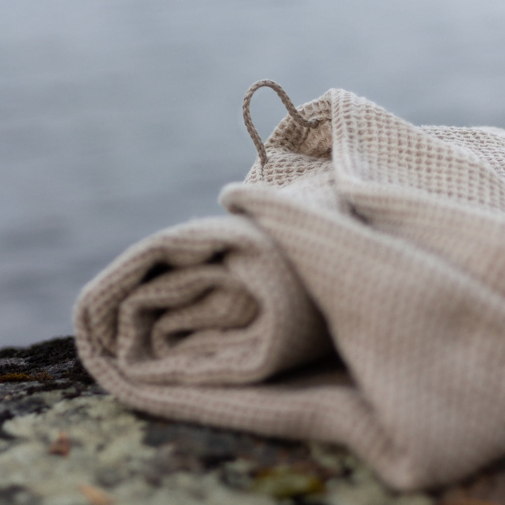 HEMPEA Pielpa vohvelikylpypyyhe hamppuvohvelikankaasta